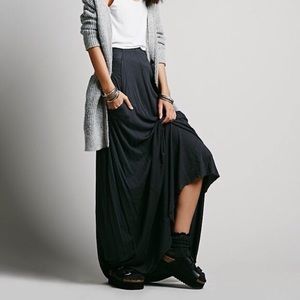ISO free people mad cool skirt in black/gray